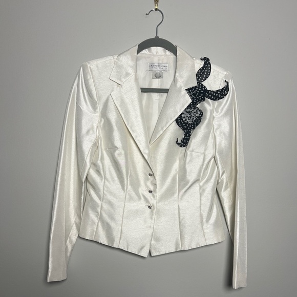 Jackie John White Satin Blazer Bow Detail Rhinestone Buttons Classy - Picture 4 of 10